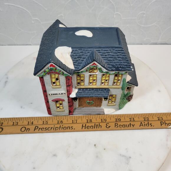 VINTAGE Winter Valley Lighted Library 6" Ceramic Christmas Holiday Decor 1994 - Picture 4 of 12